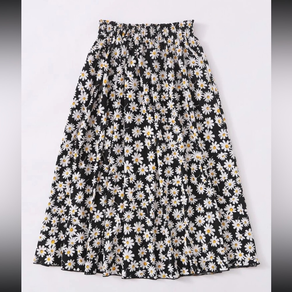 NWOT SHEIN LUNE Plus Daisy Floral Midi Flared Skirt 5XL
